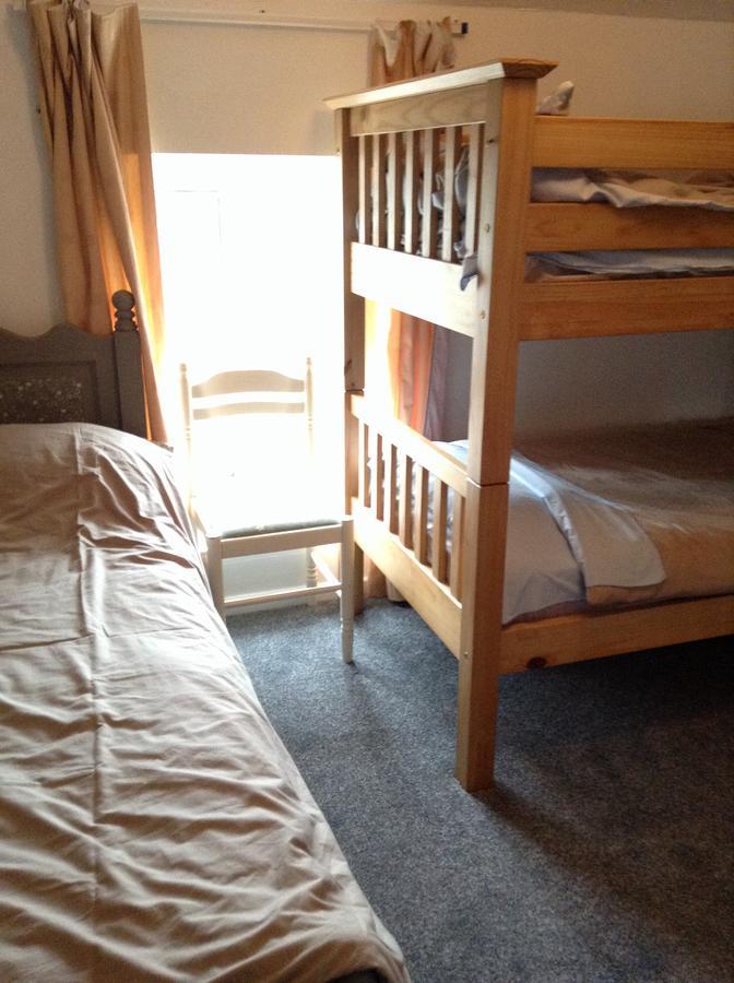 Pantyrathro International Hostel Carmarthen Luaran gambar