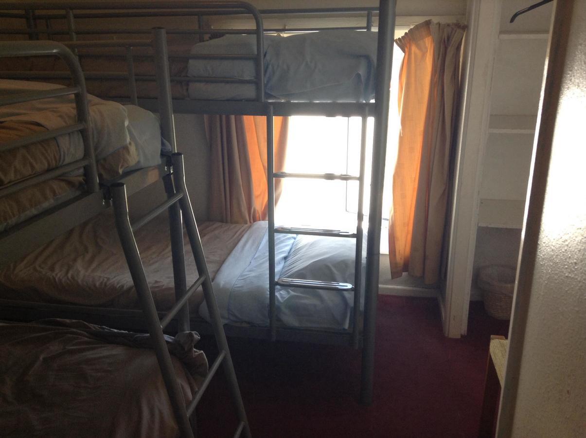 Pantyrathro International Hostel Carmarthen Luaran gambar