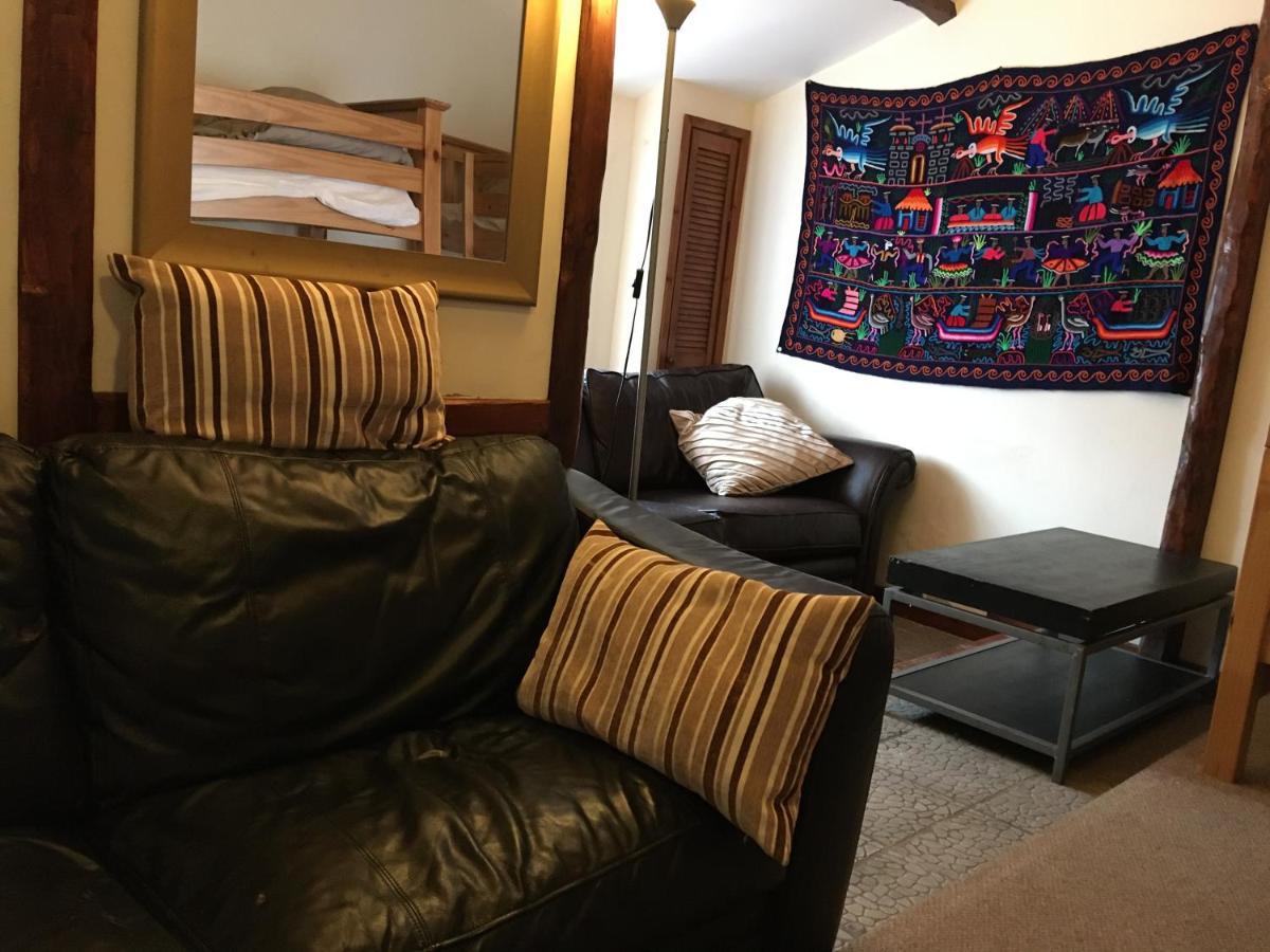 Pantyrathro International Hostel Carmarthen Luaran gambar